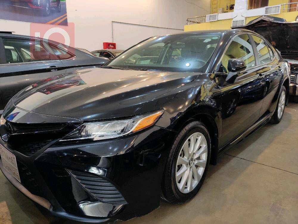 تۆیۆتا کامری